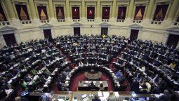 La batería de leyes que busca aprobar Diputados: de talles