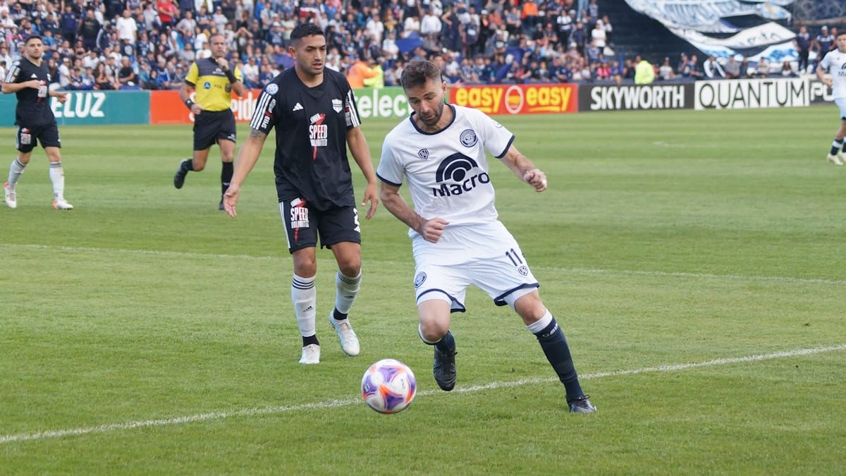 El volante de Independiente Rivadavia Diego Tonetto dijo que la definición de la Primera Nacional será en la últimas fechas.
