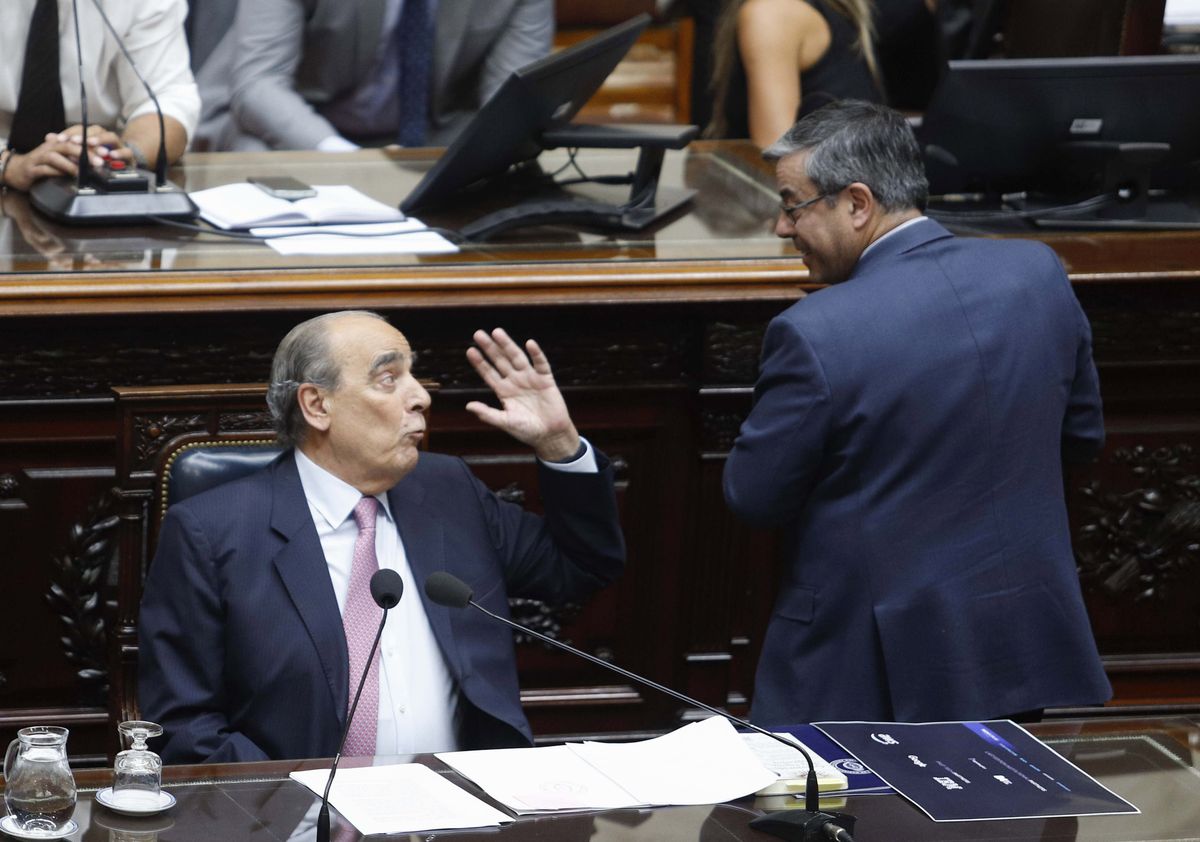 Guillermo Francos en el recinto de Diputados. Guillermo Francos en el recinto de Diputados.