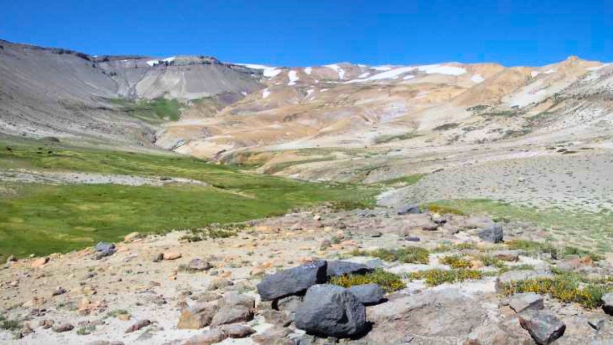 Kobrea tiene 7 de los 61 proyectos mineros de exploración de cobre que hay autorizados en Malargüe. Kobrea tiene 7 de los 61 proyectos mineros de exploración de cobre que hay autorizados en Malargüe.