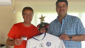 Rodolfo Suarez y Mario Abed se recibieron de 