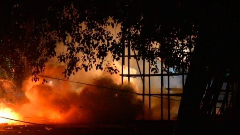 Más de 100 personas murieron en un incendio en un templo en la India