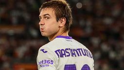 Franco Mastantuono fue operado y la Fiorentina emitió un comunicado.