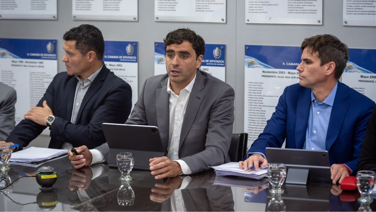 Sigue el paso de ministros por la Legislatura para la presentaci&oacute;n del Presupuesto 2026.