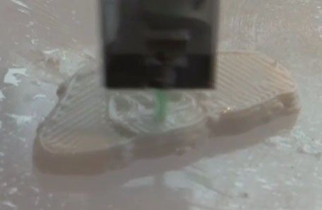 Con una impresora 3D crean una oreja humana de silicona
