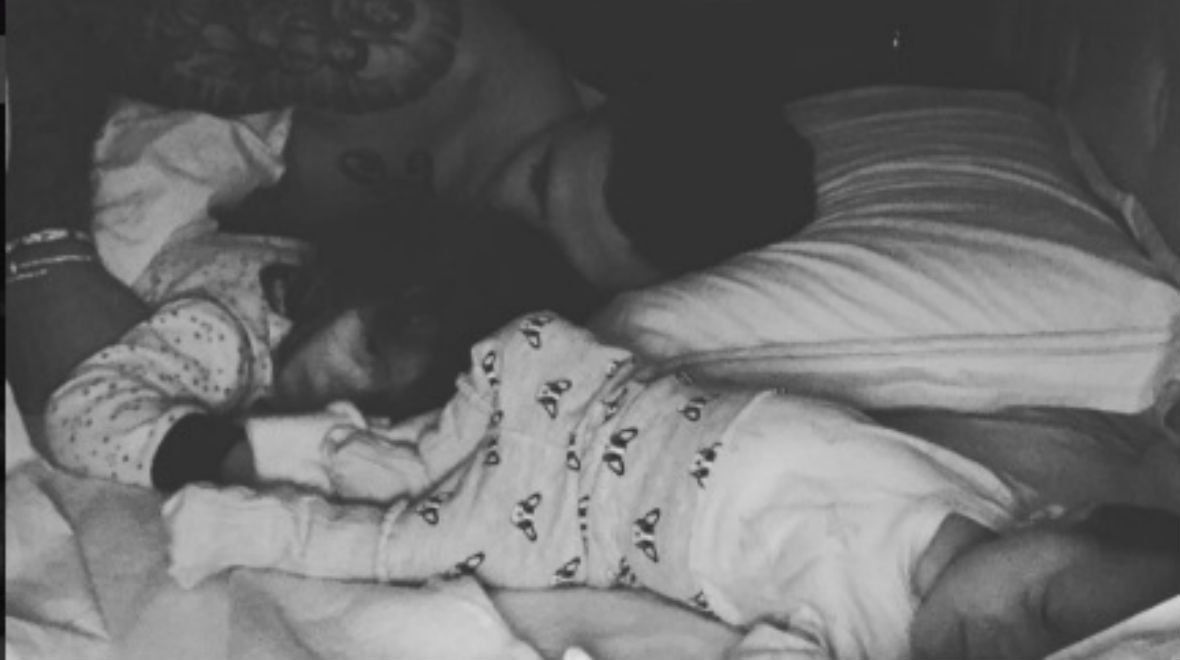 Mauro Icardi hace colecho con Francesca e Isabella