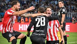 El Pincha jugará otra vez la Libertadores.