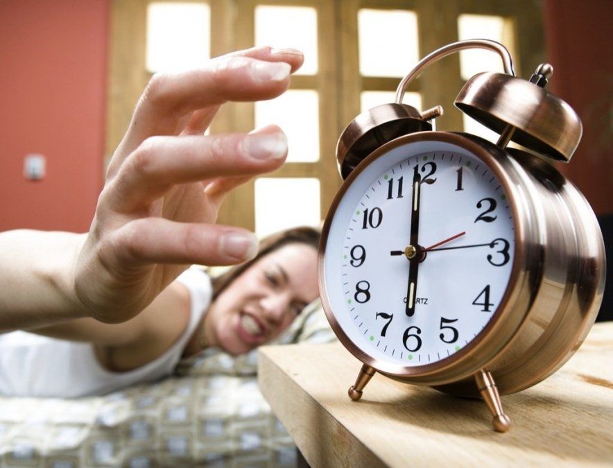 Por qué es malo retrasar varias veces la alarma del despertador
