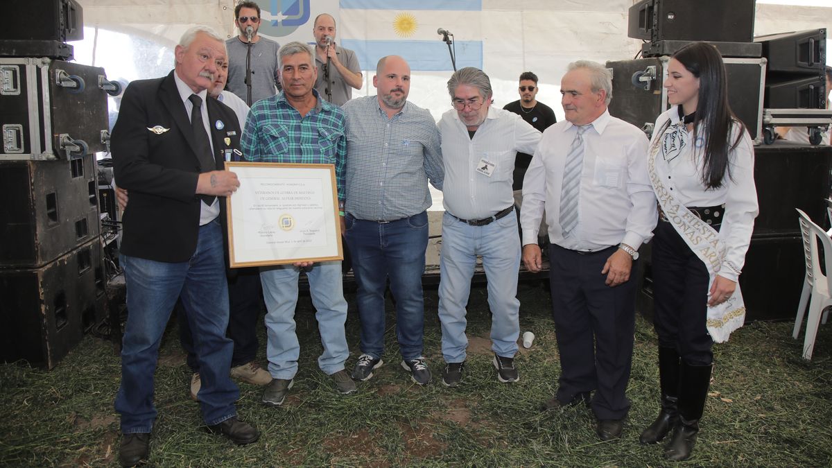 En el Día de Campo también hubo homenajes a los héroes de Malvinas.