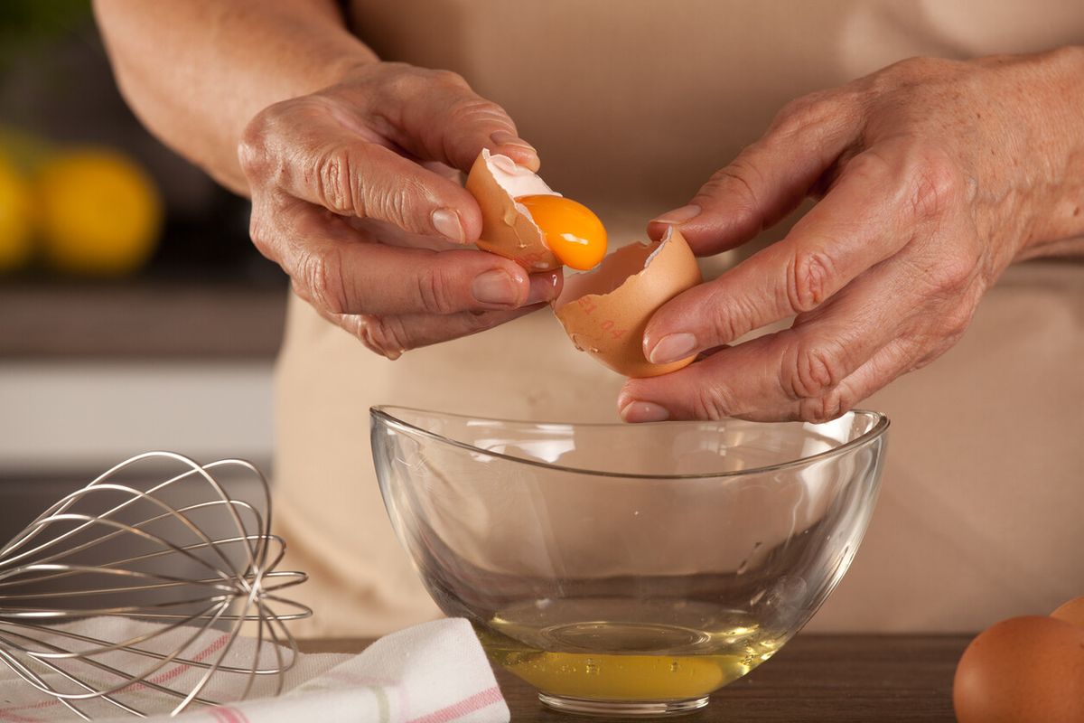 Aprende a congelar las claras de huevo para usarlas cuando quieras. Aprende a congelar las claras de huevo para usarlas cuando quieras.