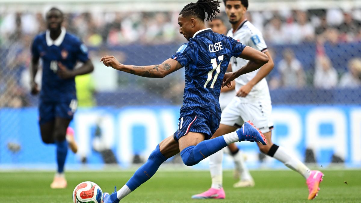 Michael Olise armó con Mbappé una sociedad celebrada futbolística en el ataque de Francia jugando contra Irak. Michael Olise armó con Mbappé una sociedad celebrada futbolística en el ataque de Francia jugando contra Irak.