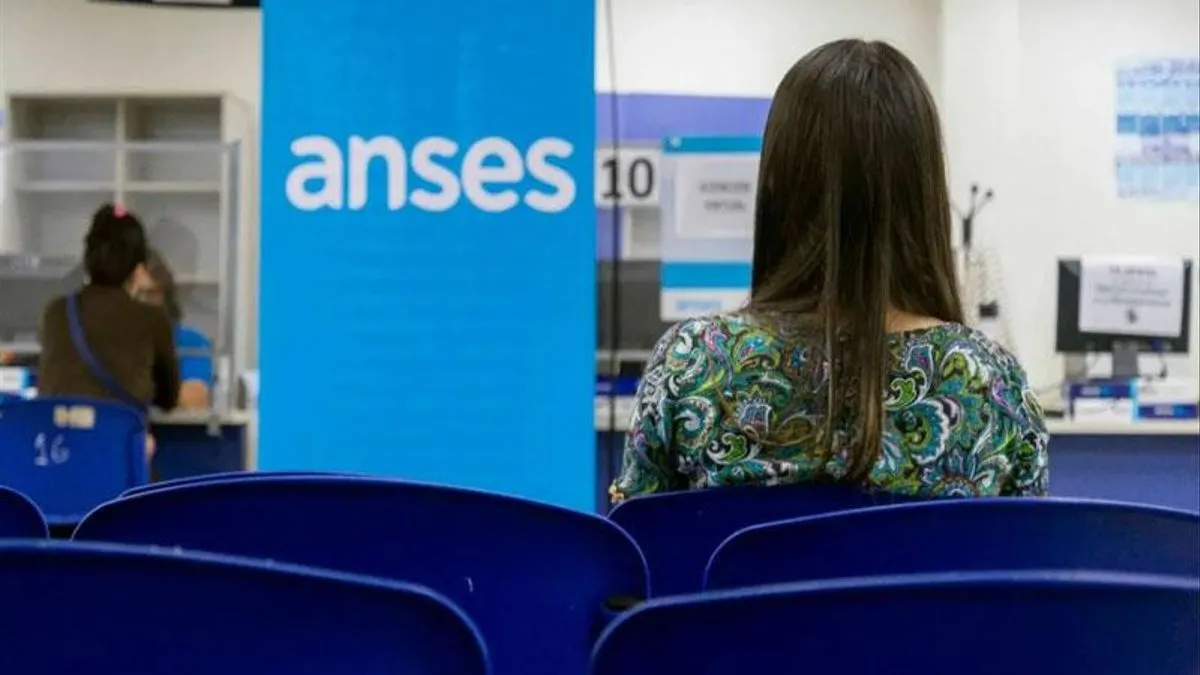 ANSES: los dos cambios claves que afectan el pago a AUH y AUE en julio