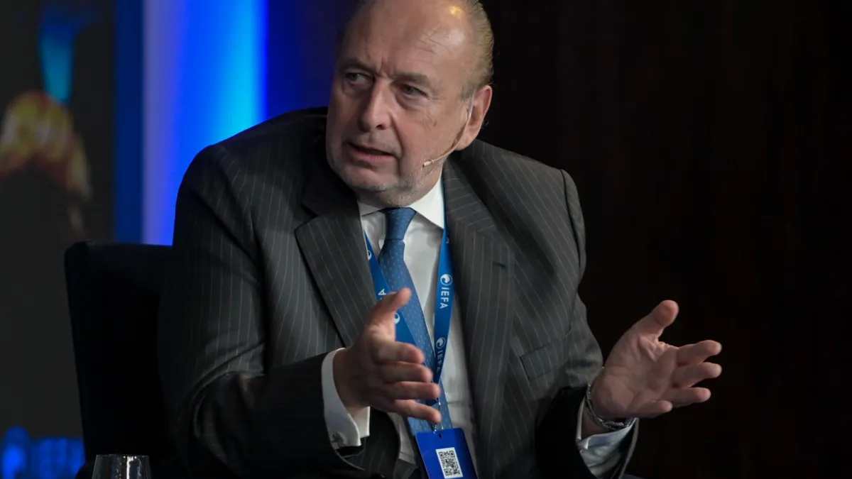 José Luis Manzano en el Latam Forum.