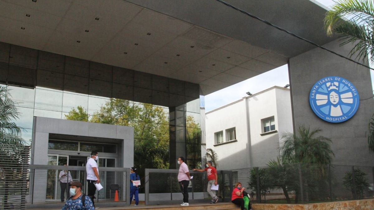 Actualmente el joven herido está internado en el hospital San Isabel de Hungría, de donde es inminente el alta médica y Enzo necesita que se acondiciones su hogar para continuar con las prácticas de recuperación.