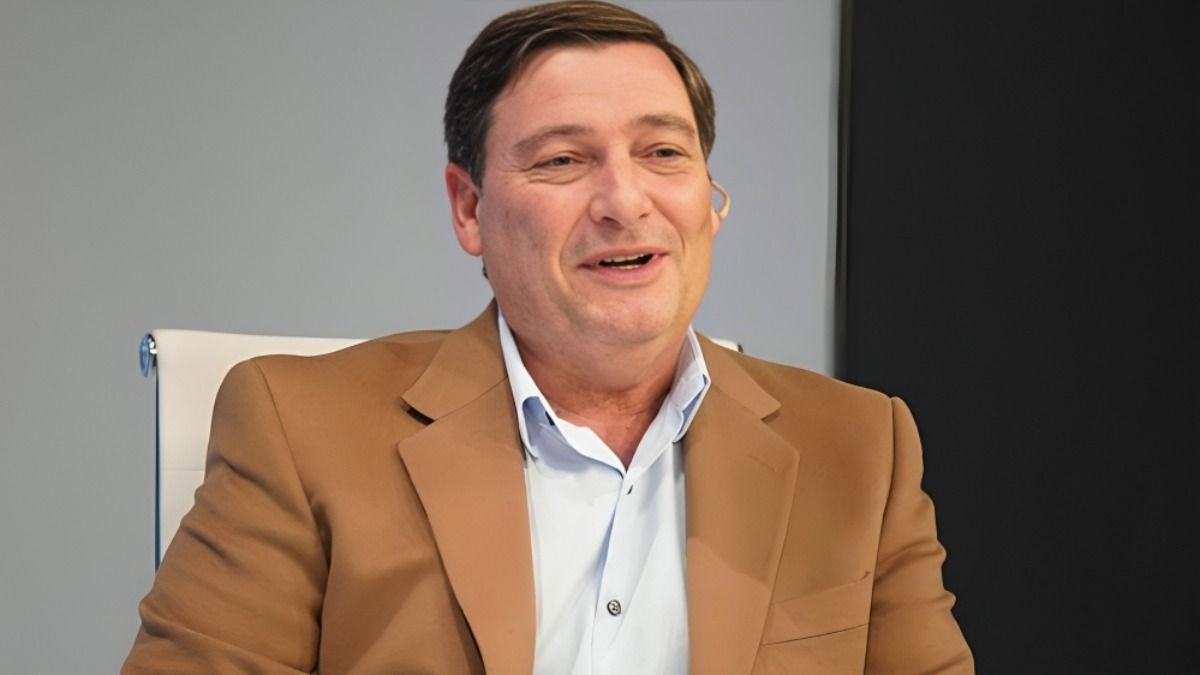 Omar Parisi en Séptimo Día. 