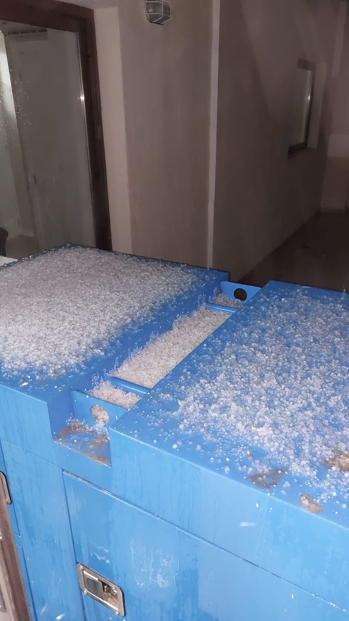 El granizo pequeño sorprendió en varias zonas del Valle de Uco, Rovadavia, Luján y Maipú. El granizo pequeño sorprendió en varias zonas del Valle de Uco, Rovadavia, Luján y Maipú.