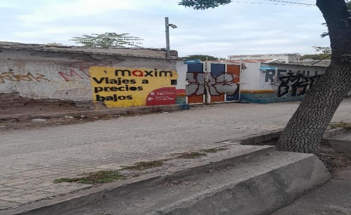 Una de las pintadas de Maxim en espacios públicos.