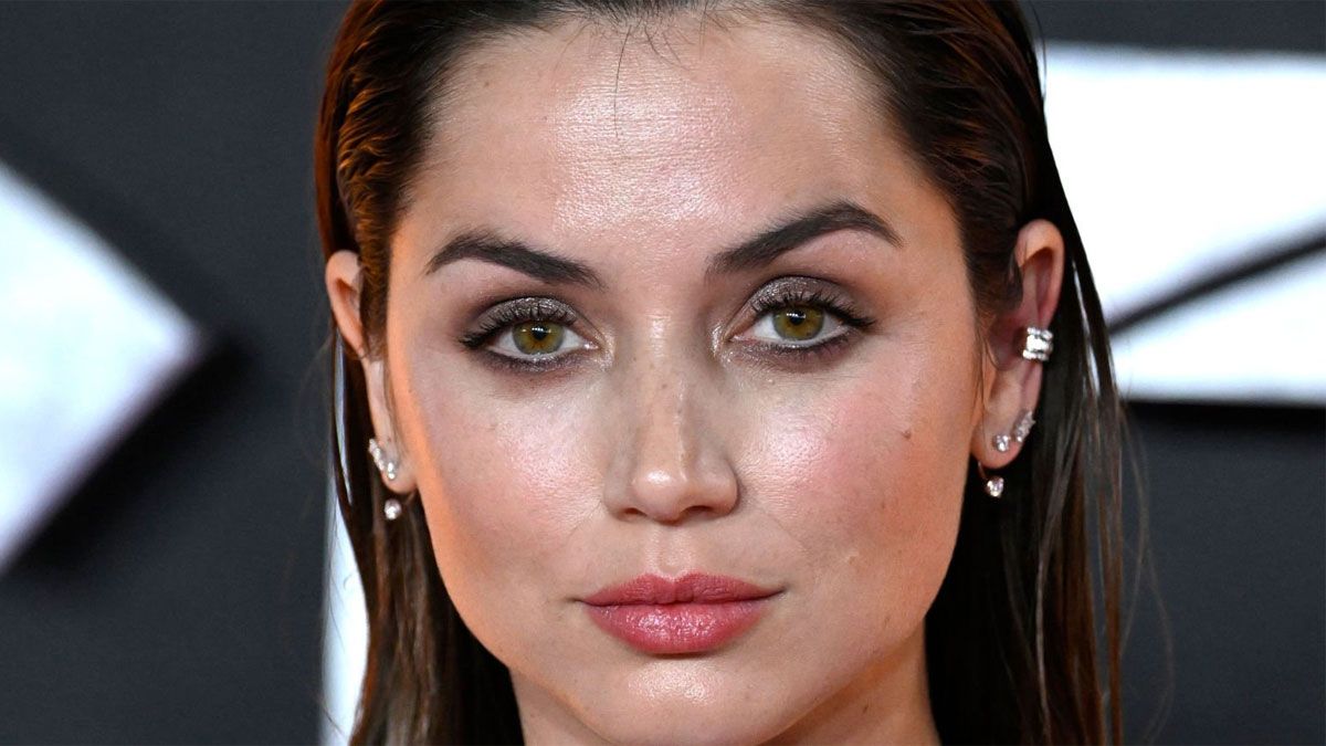 Netflix: Ana de Armas arrasa en la plataforma con una película subida de  tono de menos