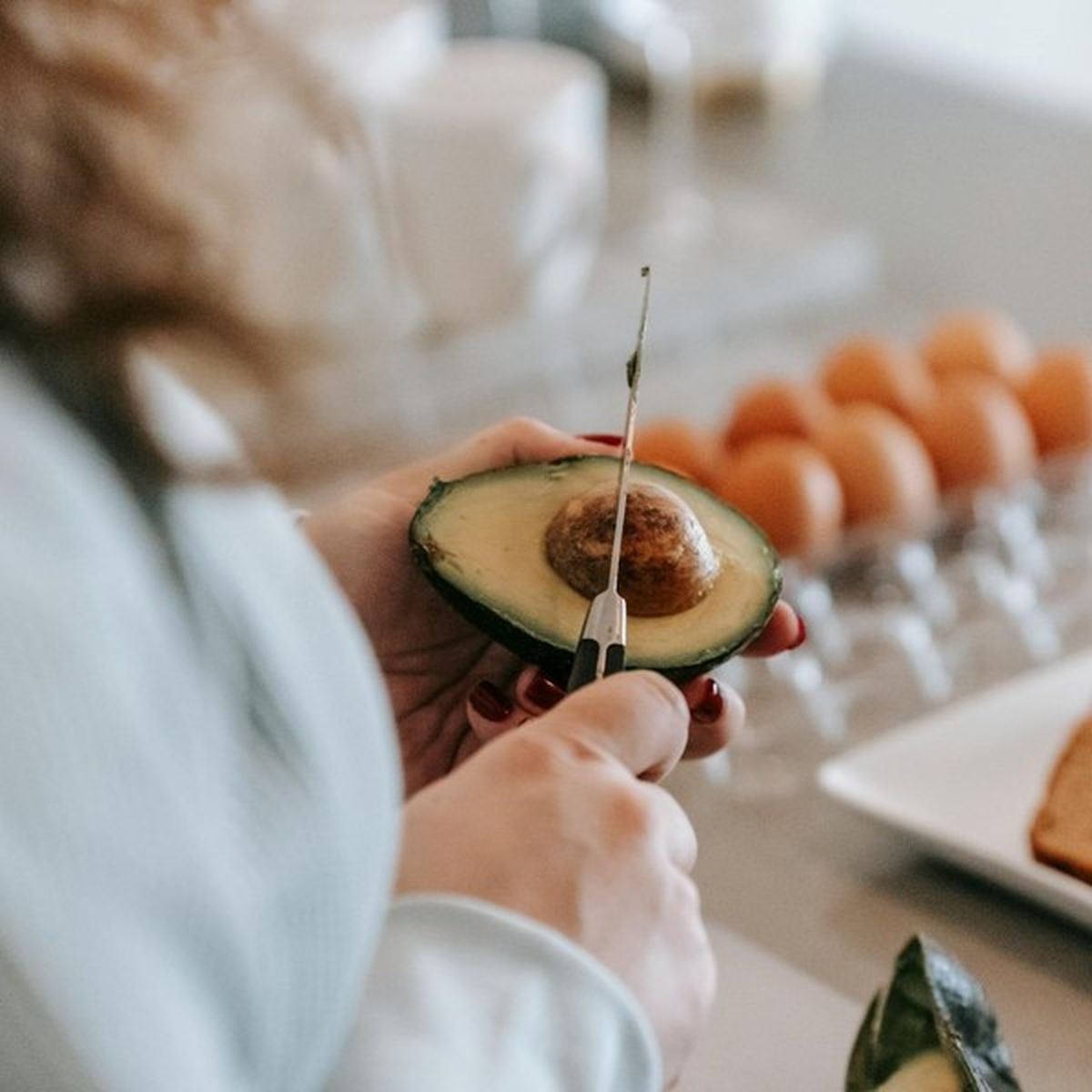 No tires el carozo de la palta: puedes utilizarlo para eliminar el acné de tu cara No tires el carozo de la palta: puedes utilizarlo para eliminar el acné de tu cara