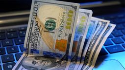 En los últimos 30 días e dólar blue aumentó 11 pesos.