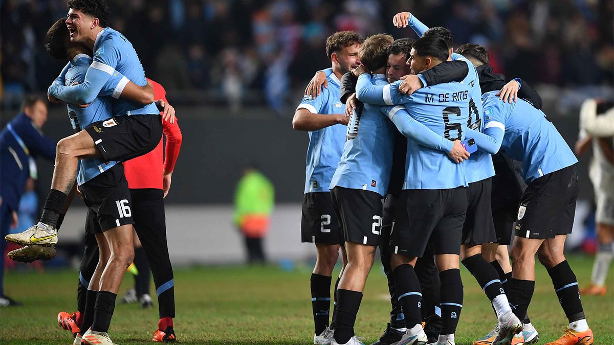 Uruguay derrota 1-0 a Italia y gana por primera vez un Mundial Sub-20