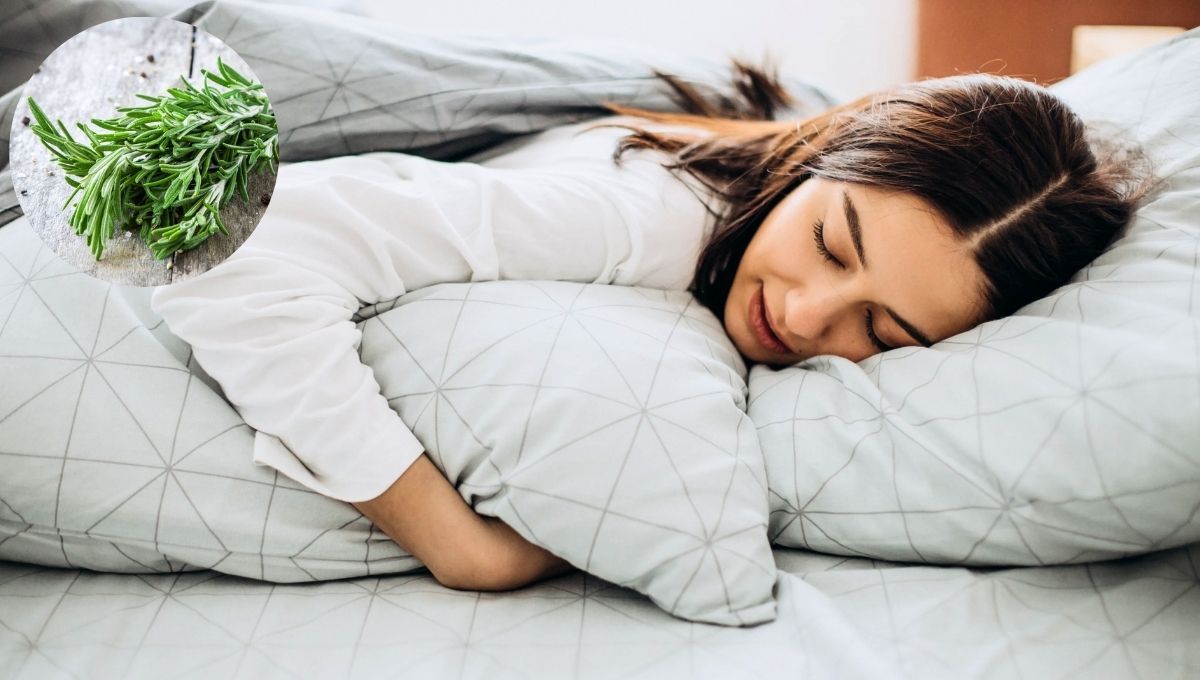El hecho de poner una rama de romero bajo la almohada puede, entre otras cosas, mejorar tu estado de ánimo