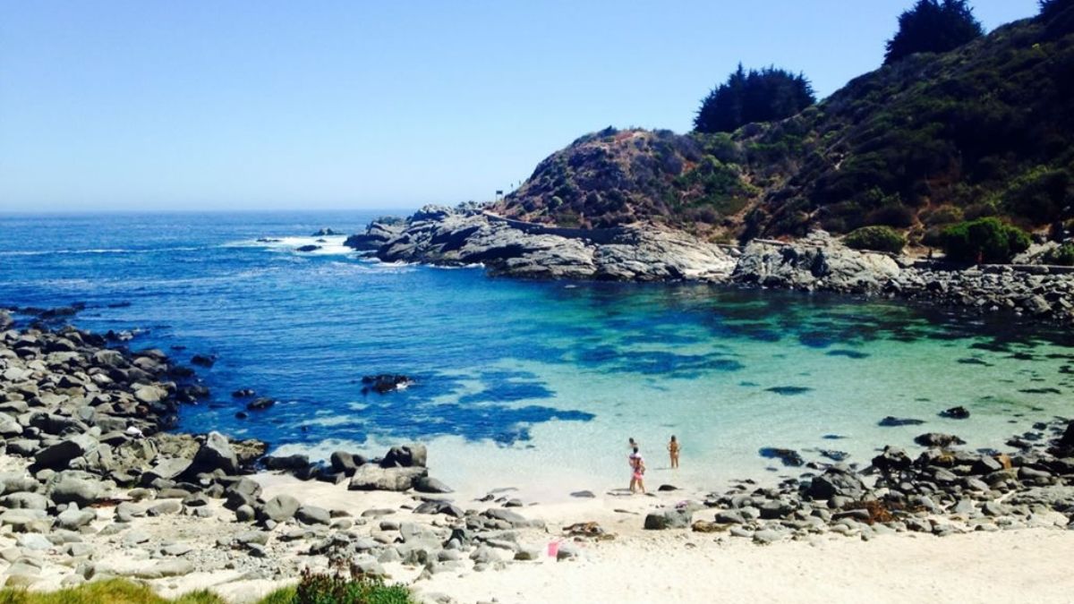 Las bondades de la playa las Cujas en Chile. Las bondades de la playa las Cujas en Chile.