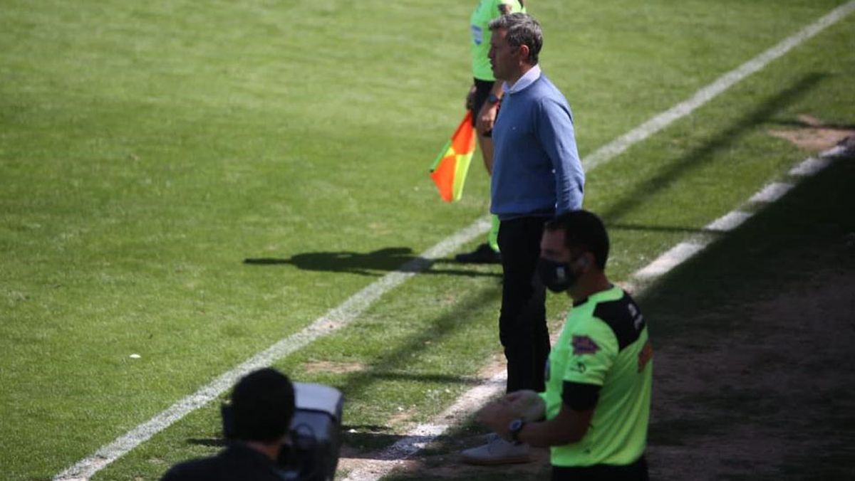 Diego Flores dijo que el Tomba mereció ganarle a Sarmiento