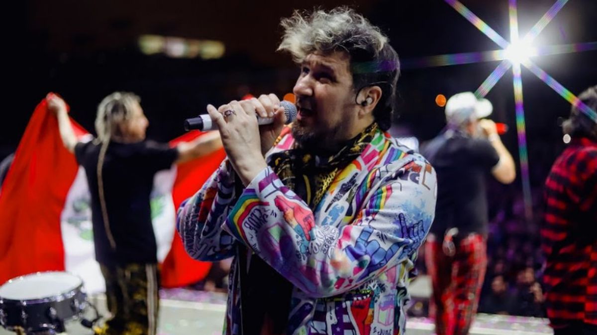 Los Auténticos Decadentes estarán en Mendoza liderados por Cucho Parisi. Los Auténticos Decadentes estarán en Mendoza liderados por Cucho Parisi.