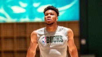 La NBA vuelve con dos partidos, en la burbuja sanitaria de Disney