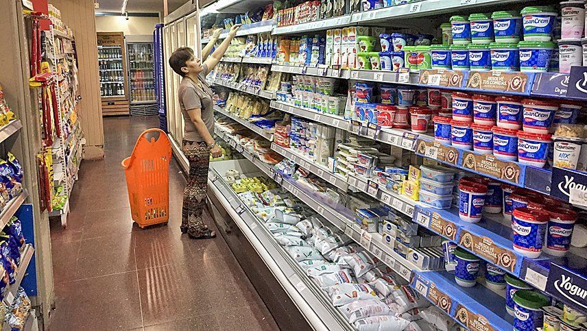 Los supermercados se comprometieron voluntariamente a adquirir a las empresas l&aacute;cteas los vol&uacute;menes establecidos.