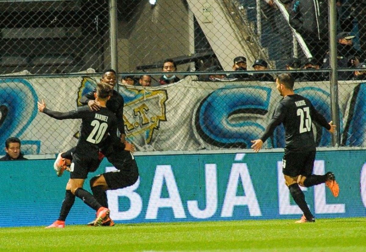 Independiente se metió en los octavos de final de la Copa Argentina