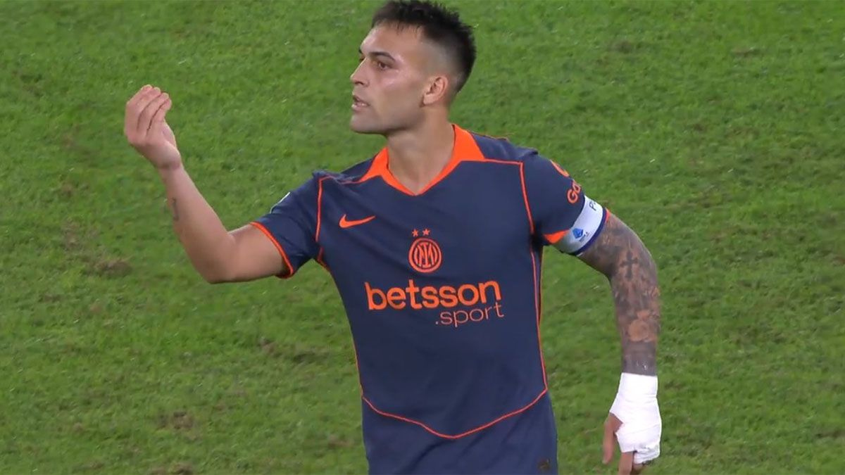 Lautaro Mart&iacute;nez se pele&oacute; con Antonio Conte.