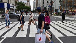 En Estados Unidos las personas que hayan completado el proceso de vacunación, ya no necesitan usar barbijo en lugares cerrados