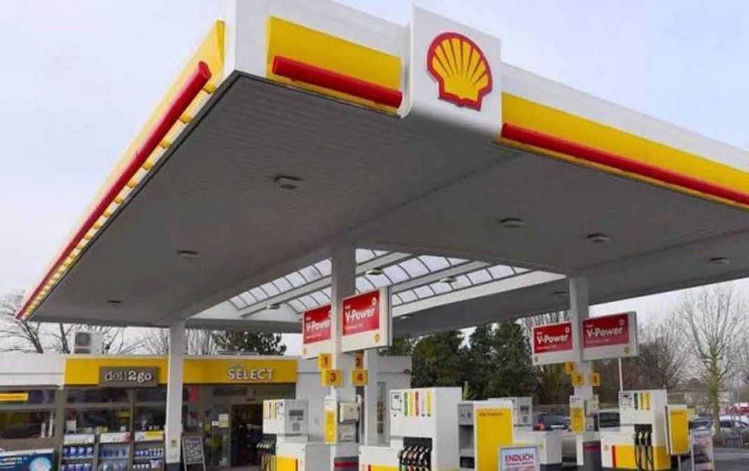 Shell ya aplicó el aumento del 4% en sus naftas.