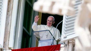 El Papa le pidió a las parroquias católicas dar asilo a los inmigrantes