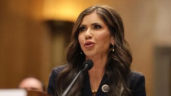 Estados Unidos acusó a la presidenta de México de incitar protestas violentas en Los Ángeles