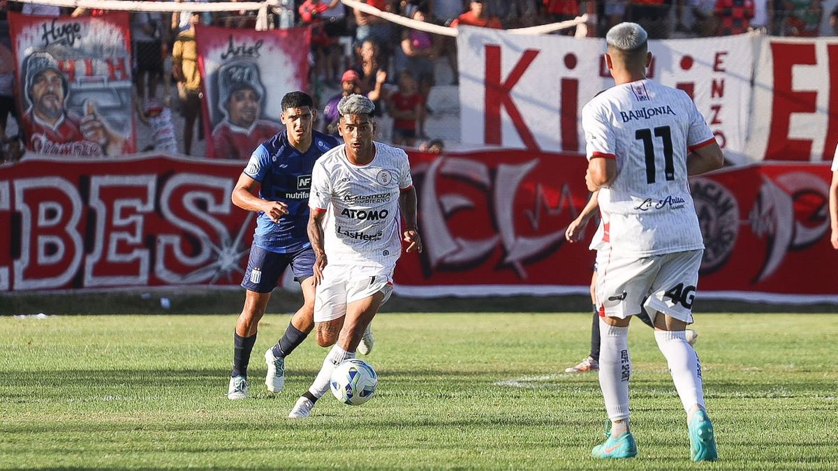 Huracán Las Heras mantuvo el invicto y la punta en el Torneo Federal A. Huracán Las Heras mantuvo el invicto y la punta en el Torneo Federal A.