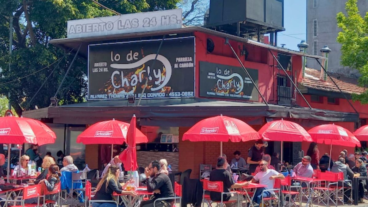 Las achuras son la especialidad en este bodegón. Las achuras son la especialidad en este bodegón.