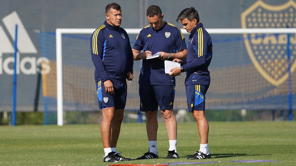 Jorge Almirón debutará como entrenador de Boca ante San Lorenzo.