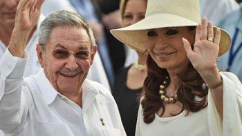 La presidenta estuvo presente en la misa que ofició el Papa en Cuba