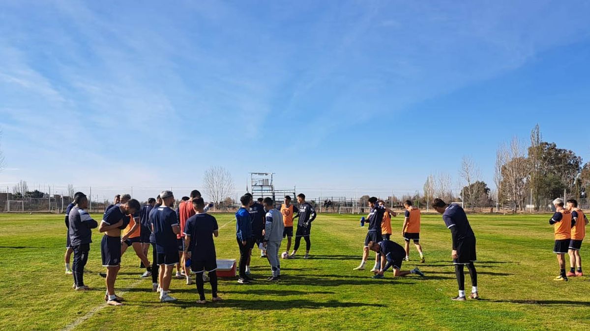 La Lepra defenderá el liderazgo ante Chacarita que va segundo a un punto.
