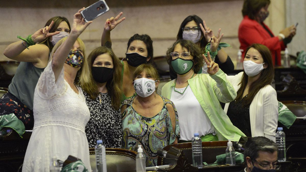 Aborto legal: amenazas, la diputada internada y otros hechos destacados de la votación