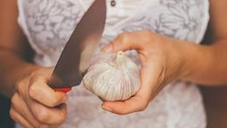 Descubrí cómo usar las cáscaras de ajo para atraer dinero. Descubrí cómo usar las cáscaras de ajo para atraer dinero.