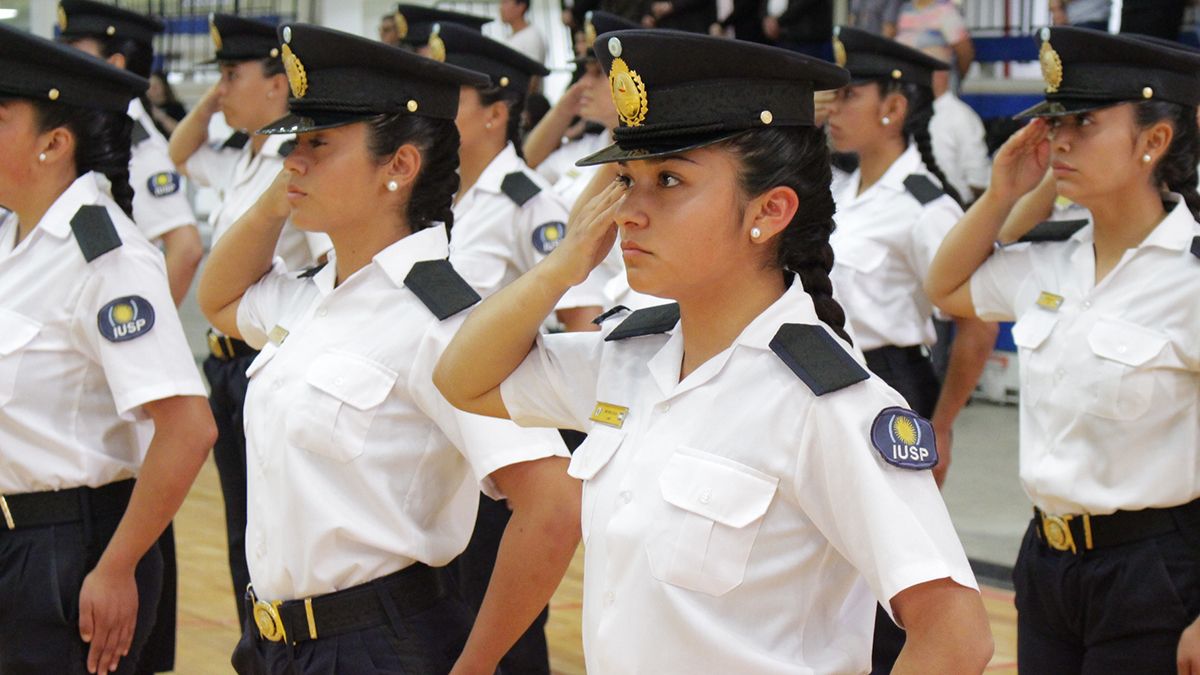 Los cursos se dictarán en las distintas delegaciones del IUSP: Sede Central, Zona Sur, Zona Este y Valle de Uco. Los cursos se dictarán en las distintas delegaciones del IUSP: Sede Central, Zona Sur, Zona Este y Valle de Uco.