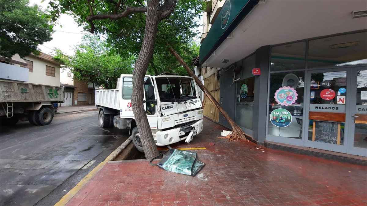 Tremendo accidente en la Sexta Sección, de Capital