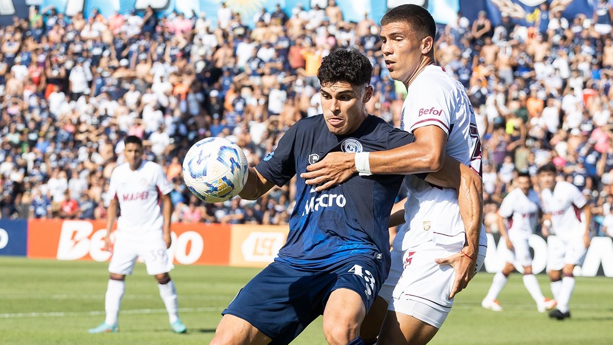 Fabrizio Sartori Prieto tuvo su debut como titular en Independiente Rivadavia ante Lanús.