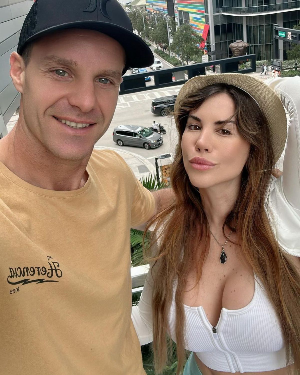 Rodríguez con su esposa Daniela Rodríguez con su esposa Daniela