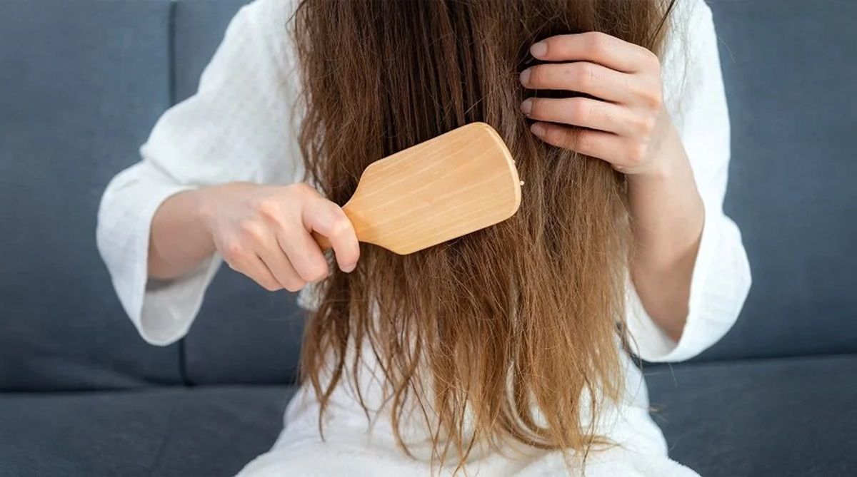 Consigue un cabello sin frizz y liso con esta mascarilla casera. Imagen: Freepik