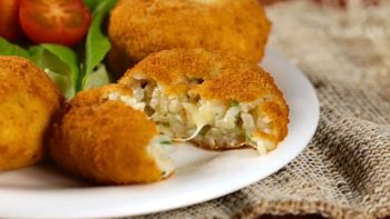 Cómo hacer Croquetas de arroz: la receta sabrosa y con 6 ingredientes para aprovechar las sobras Cómo hacer Croquetas de arroz: la receta sabrosa y con 6 ingredientes para aprovechar las sobras